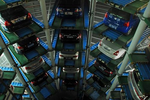 中建塔式立体停车设备