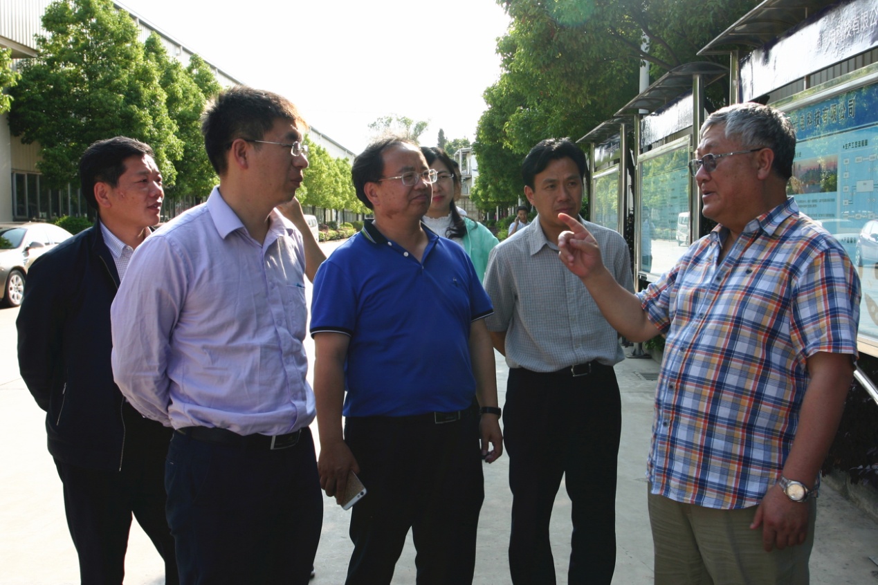 省科技厅副厅长娄垂新一行到我公司调研