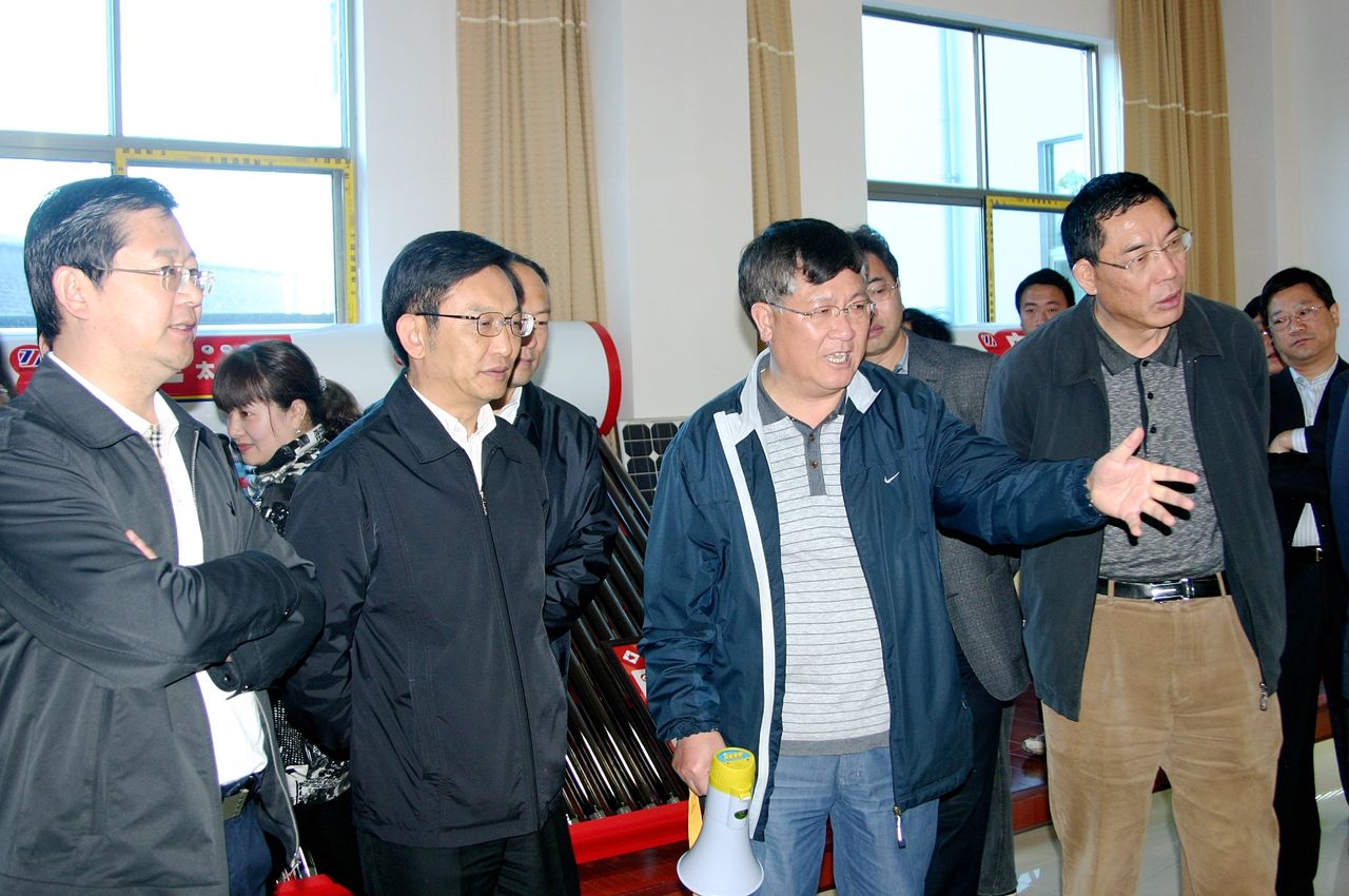 云南省人民政府副省长和段琪到我公司视查工作